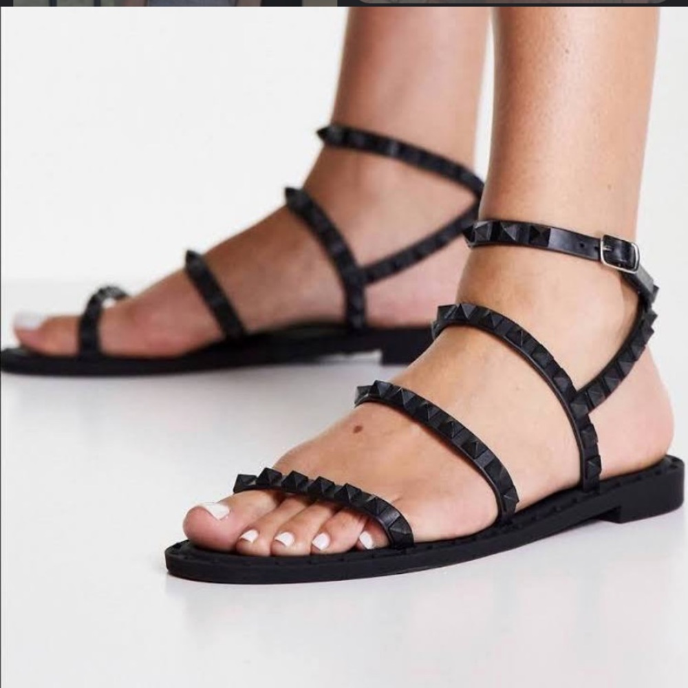 Steve Madden Travel Sandal